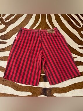 Vintage 90s Unionbay Red Black Striped Denim Shorts Size 32 Jeans Unisex
